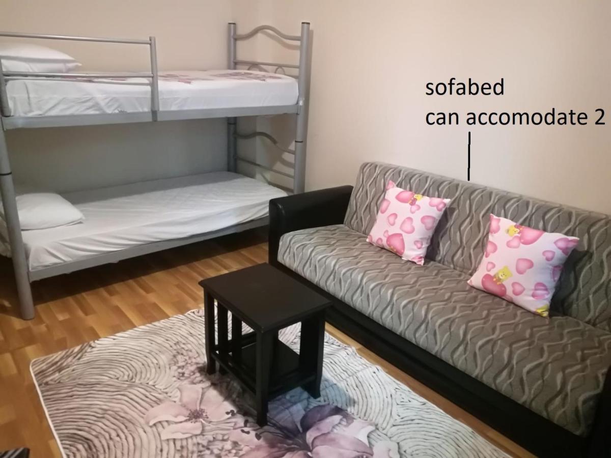 Shared House With Private For Rent In Uskudar Near Seaside, Very Accessible To All Transportations Homestay *